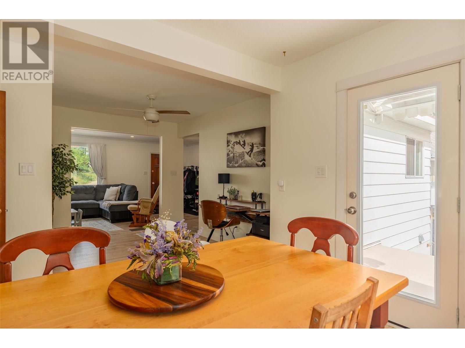 1953 Plewman Way, Rossland, British Columbia  V0G 1Y0 - Photo 14 - 10353239