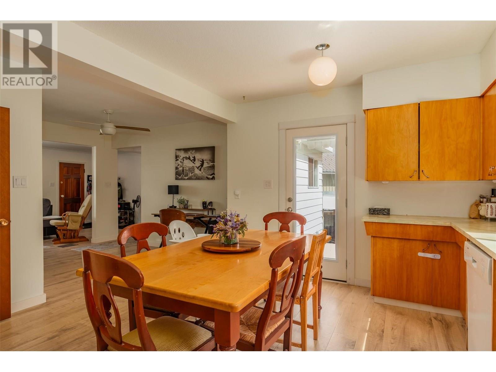 1953 Plewman Way, Rossland, British Columbia  V0G 1Y0 - Photo 15 - 10353239