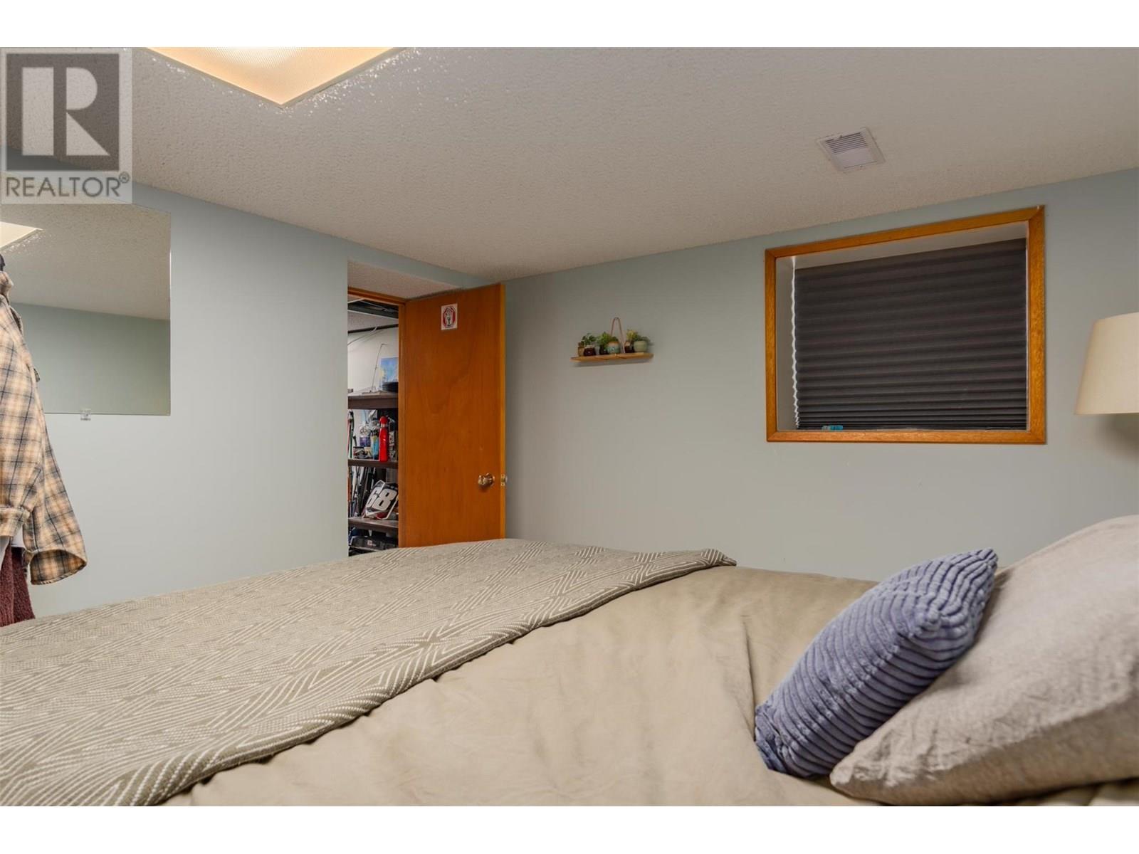 1953 Plewman Way, Rossland, British Columbia  V0G 1Y0 - Photo 27 - 10353239