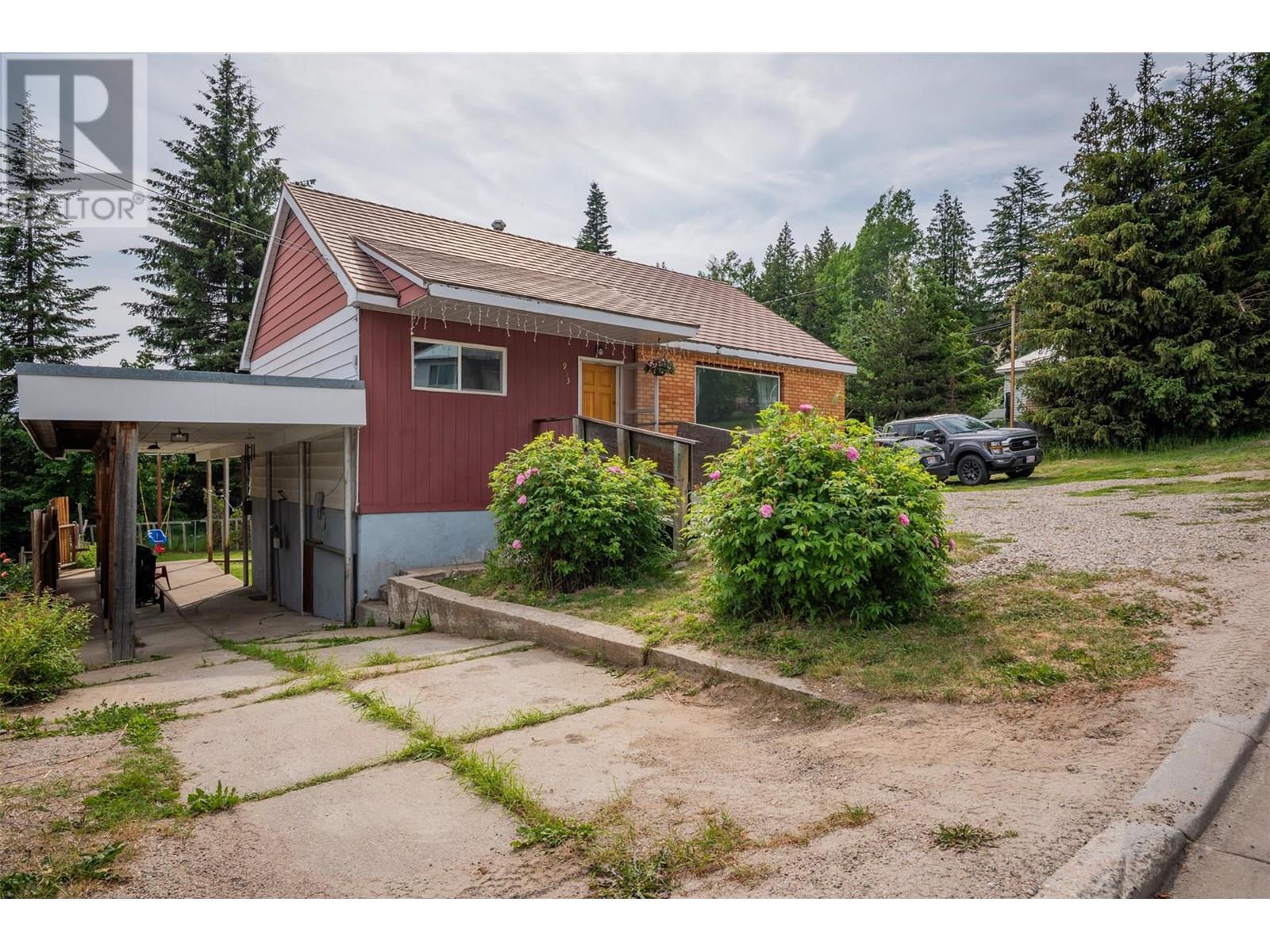 1953 Plewman Way, Rossland, British Columbia  V0G 1Y0 - Photo 35 - 10353239