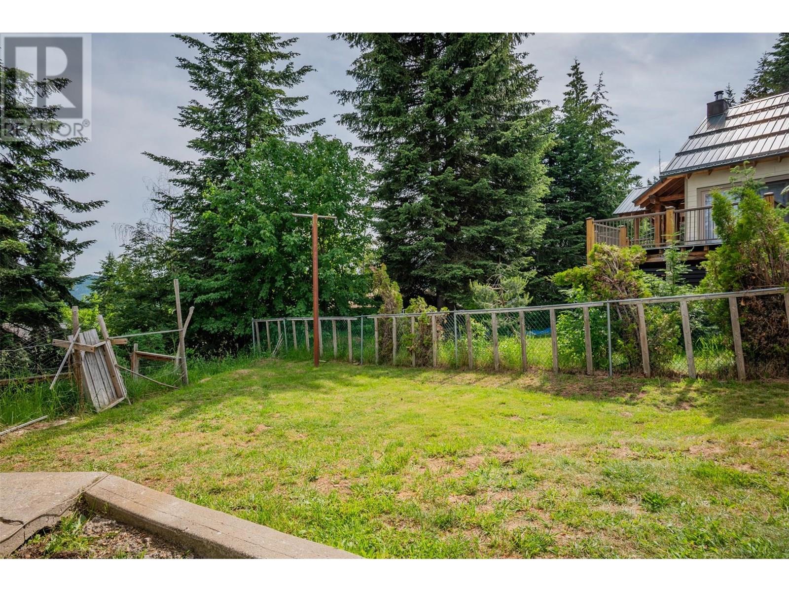 1953 Plewman Way, Rossland, British Columbia  V0G 1Y0 - Photo 42 - 10353239