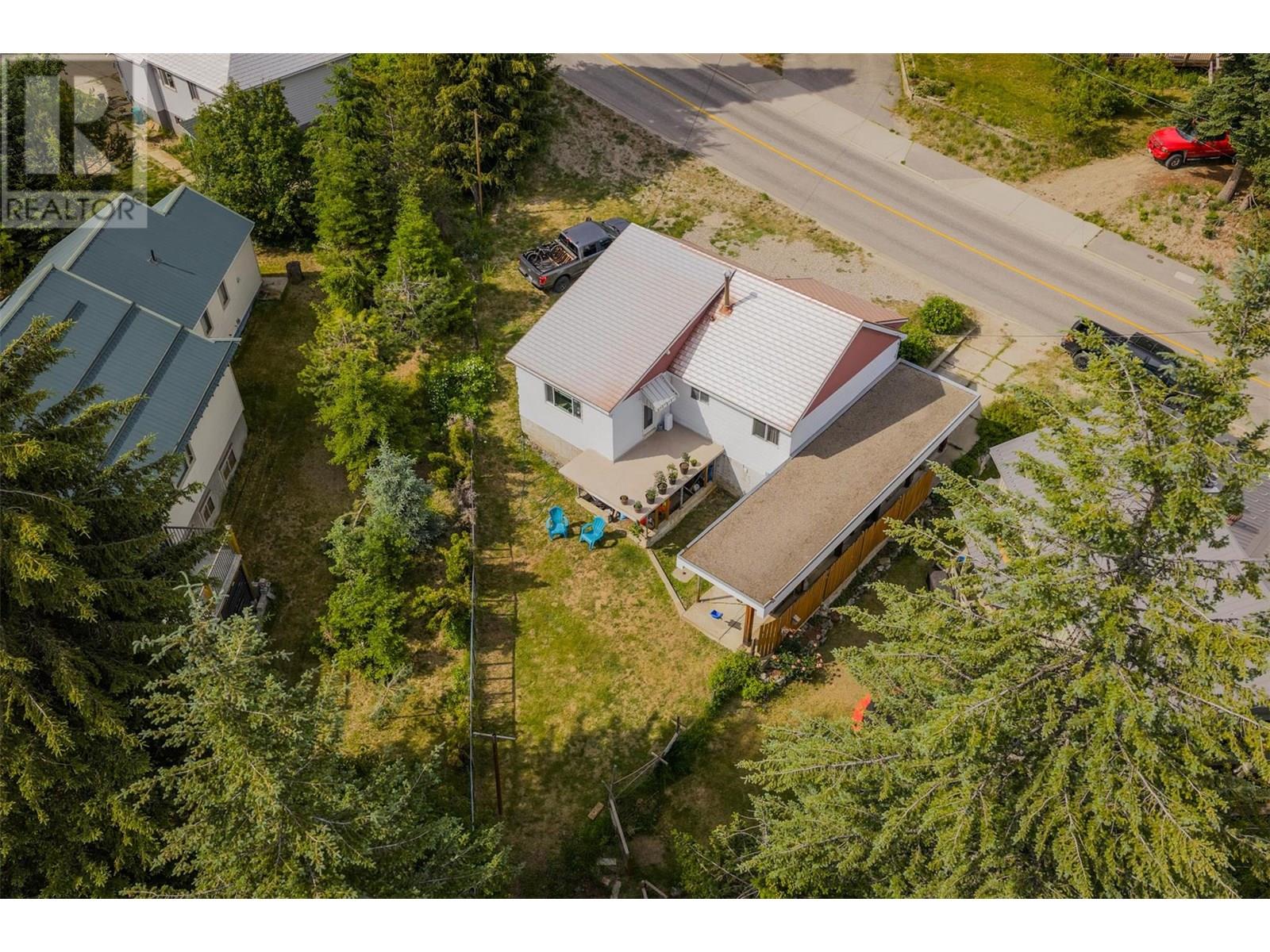 1953 Plewman Way, Rossland, British Columbia  V0G 1Y0 - Photo 50 - 10353239