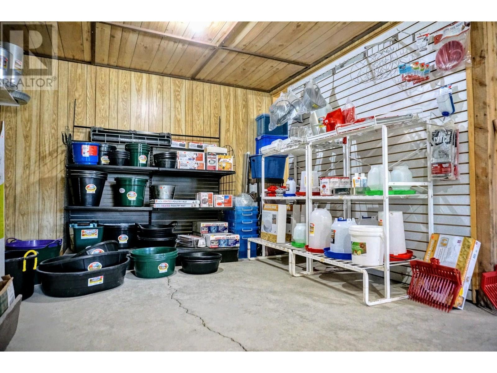 553 Highway 93/95, Invermere, British Columbia  V0A 1K3 - Photo 14 - 10353177