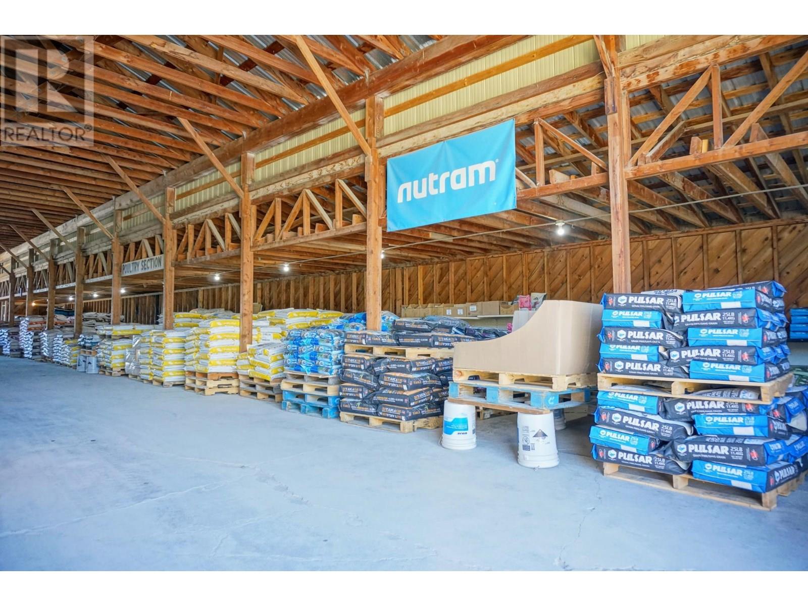 553 Highway 93/95, Invermere, British Columbia  V0A 1K3 - Photo 15 - 10353177