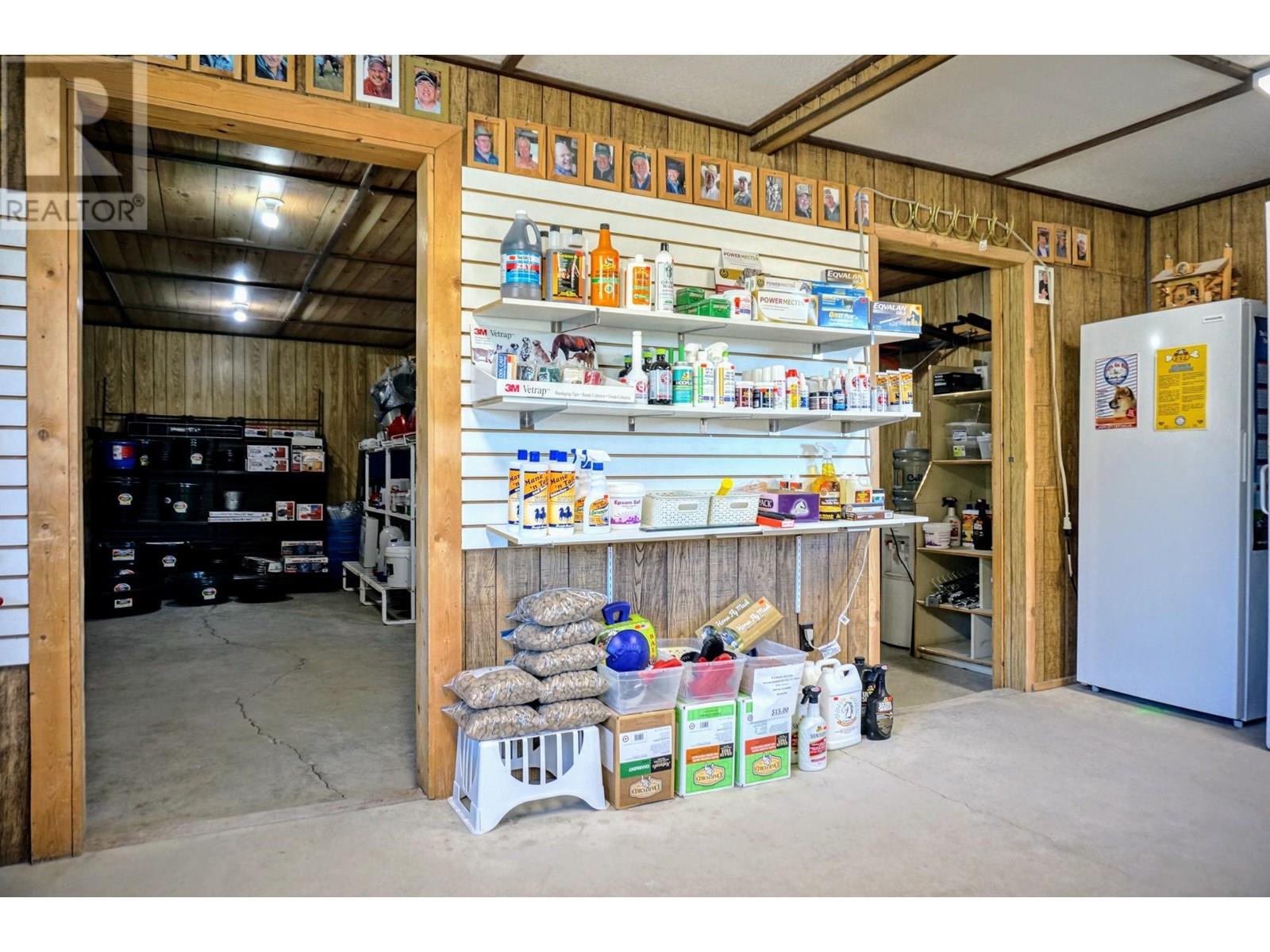 553 Highway 93/95, Invermere, British Columbia  V0A 1K3 - Photo 7 - 10353177