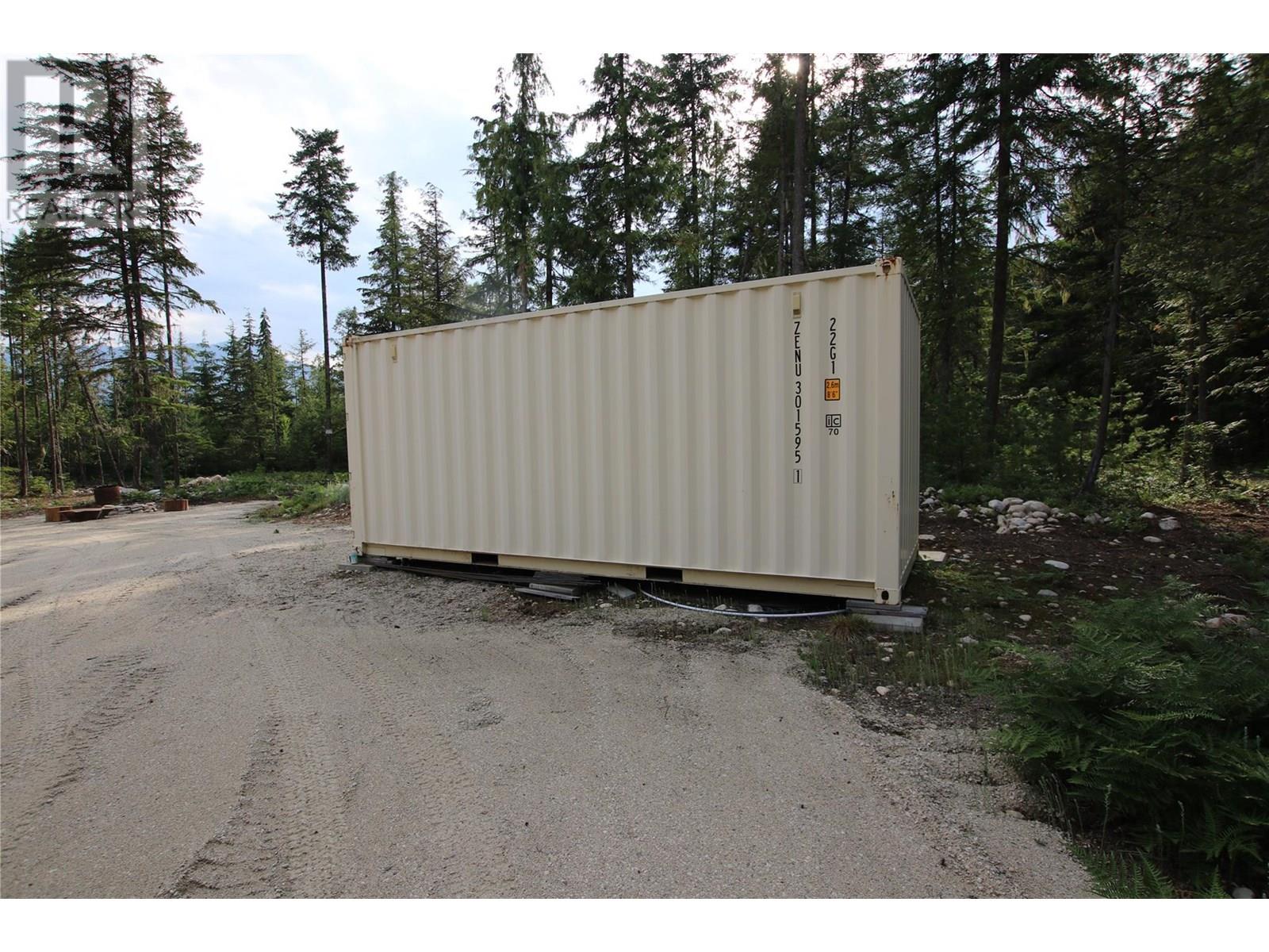 854 Alexander Road, Nakusp, British Columbia  V0G 1R1 - Photo 4 - 10353334