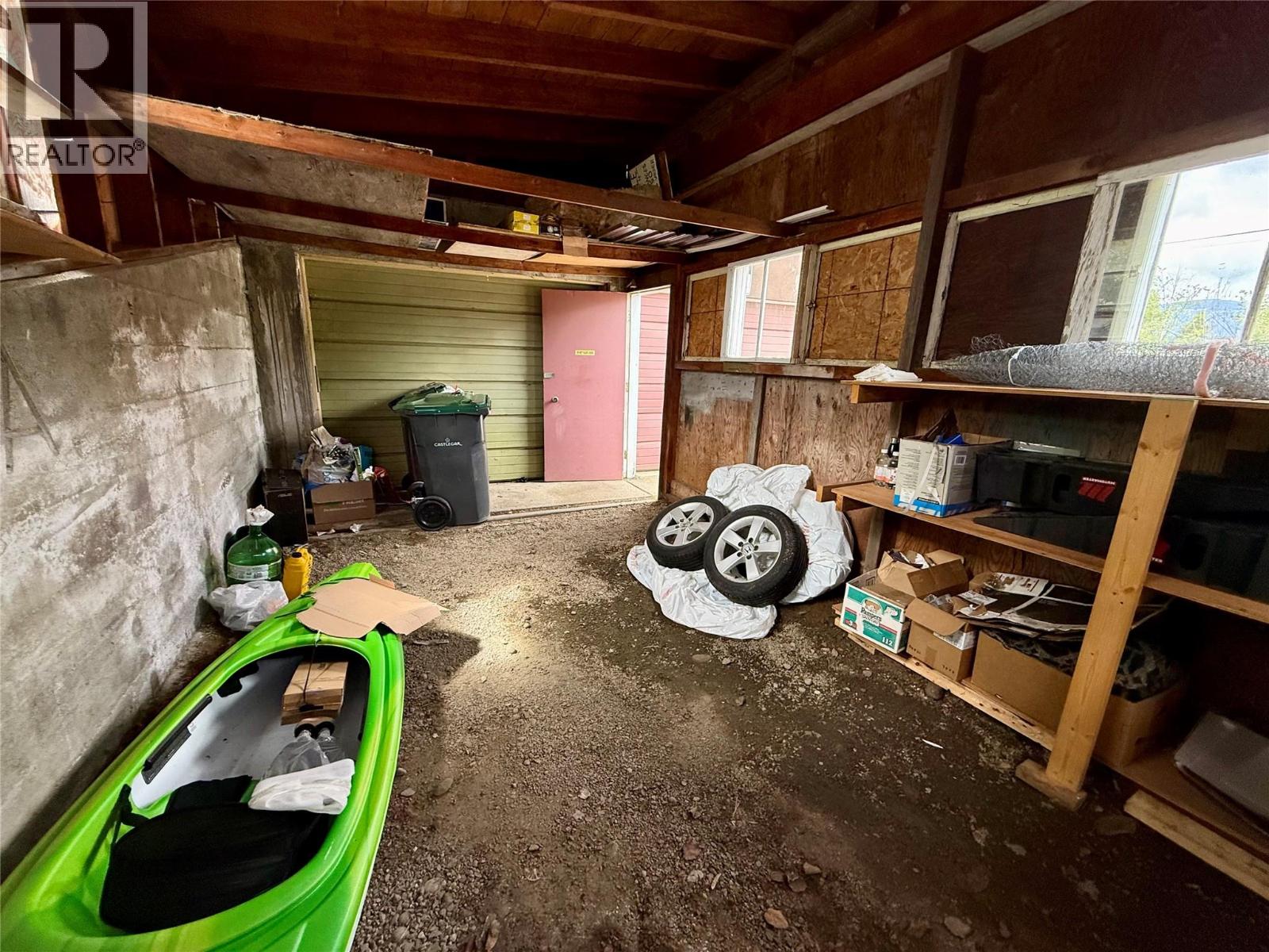 714 12th Street, Castlegar, British Columbia  V1N 2K3 - Photo 22 - 10353757