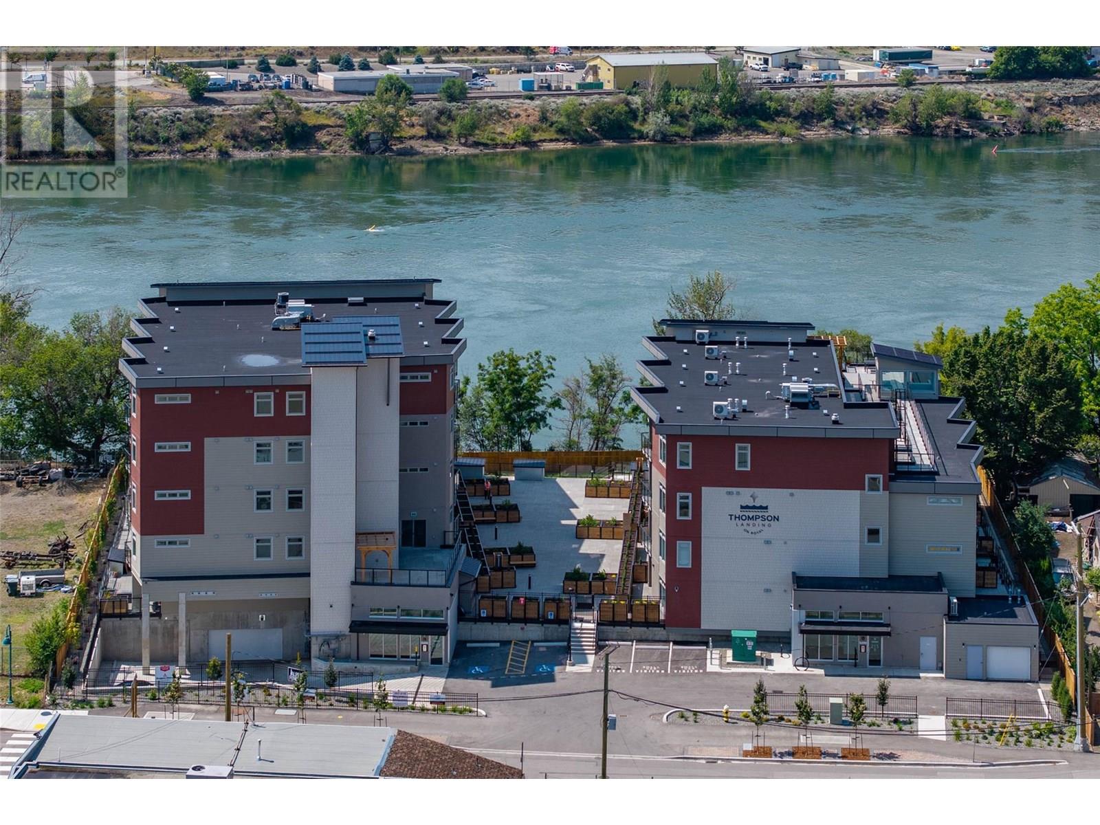 207 Royal Avenue Unit# 404, Kamloops, British Columbia  V2H 1T7 - Photo 3 - 10353901