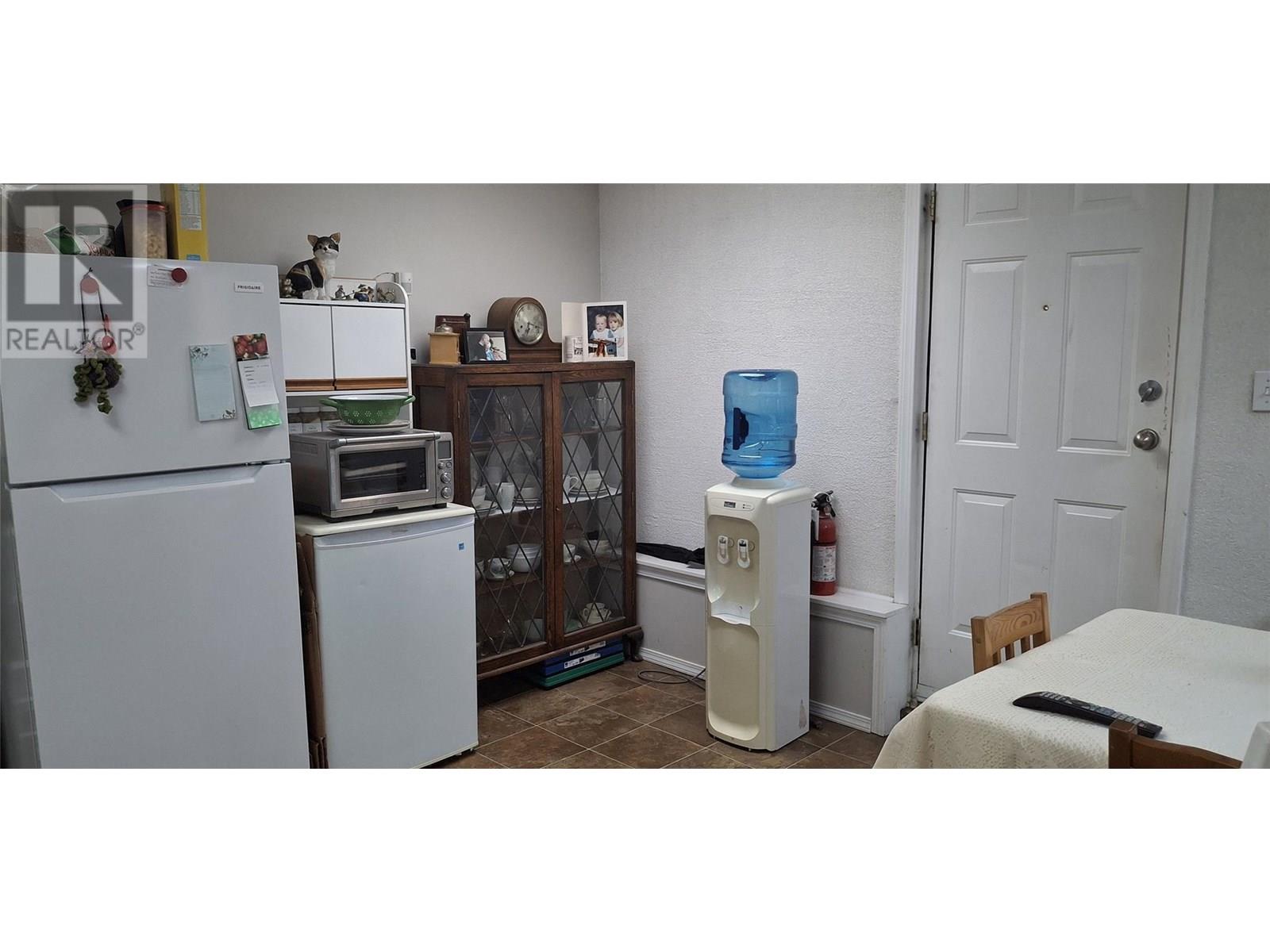 722 1st Avenue, Chase, British Columbia  V0E 1M0 - Photo 18 - 10353677