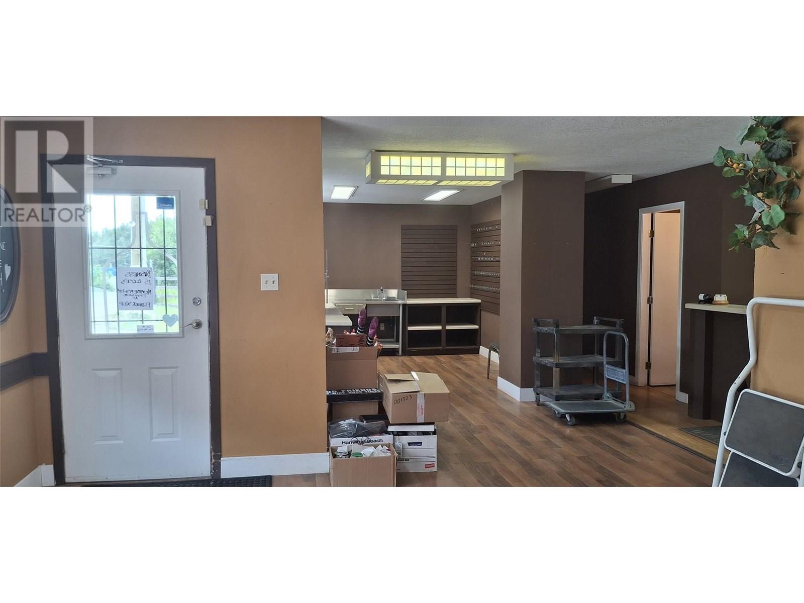 722 1st Avenue, Chase, British Columbia  V0E 1M0 - Photo 3 - 10353677