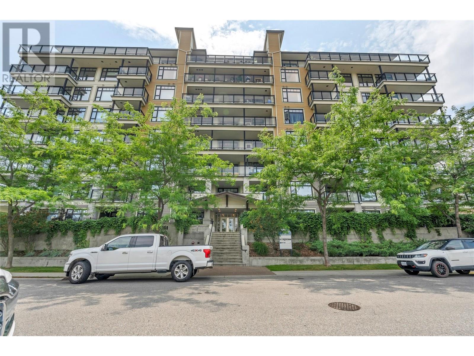 3301 Skaha Lake Road Unit# 803, Penticton, British Columbia  V2A 6G6 - Photo 1 - 10353932