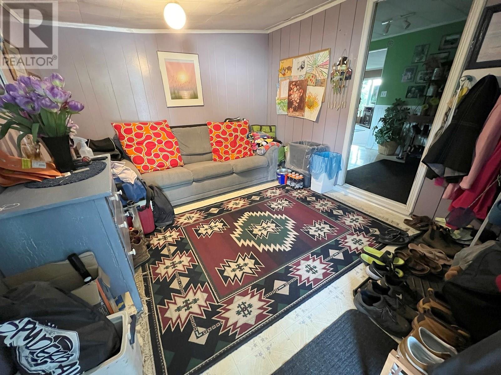 6288 Meadowland Crescent, Kamloops, British Columbia  V2C 5C2 - Photo 6 - 10353916