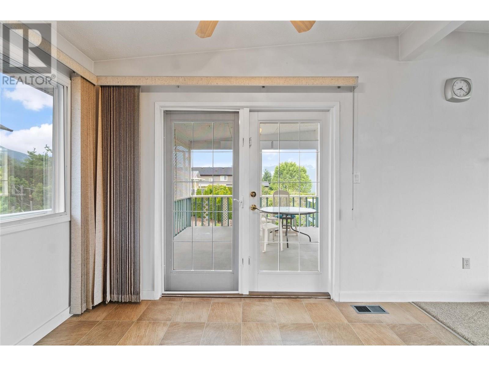 1431 15 Street Se, Salmon Arm, British Columbia  V1E 2G8 - Photo 24 - 10353355