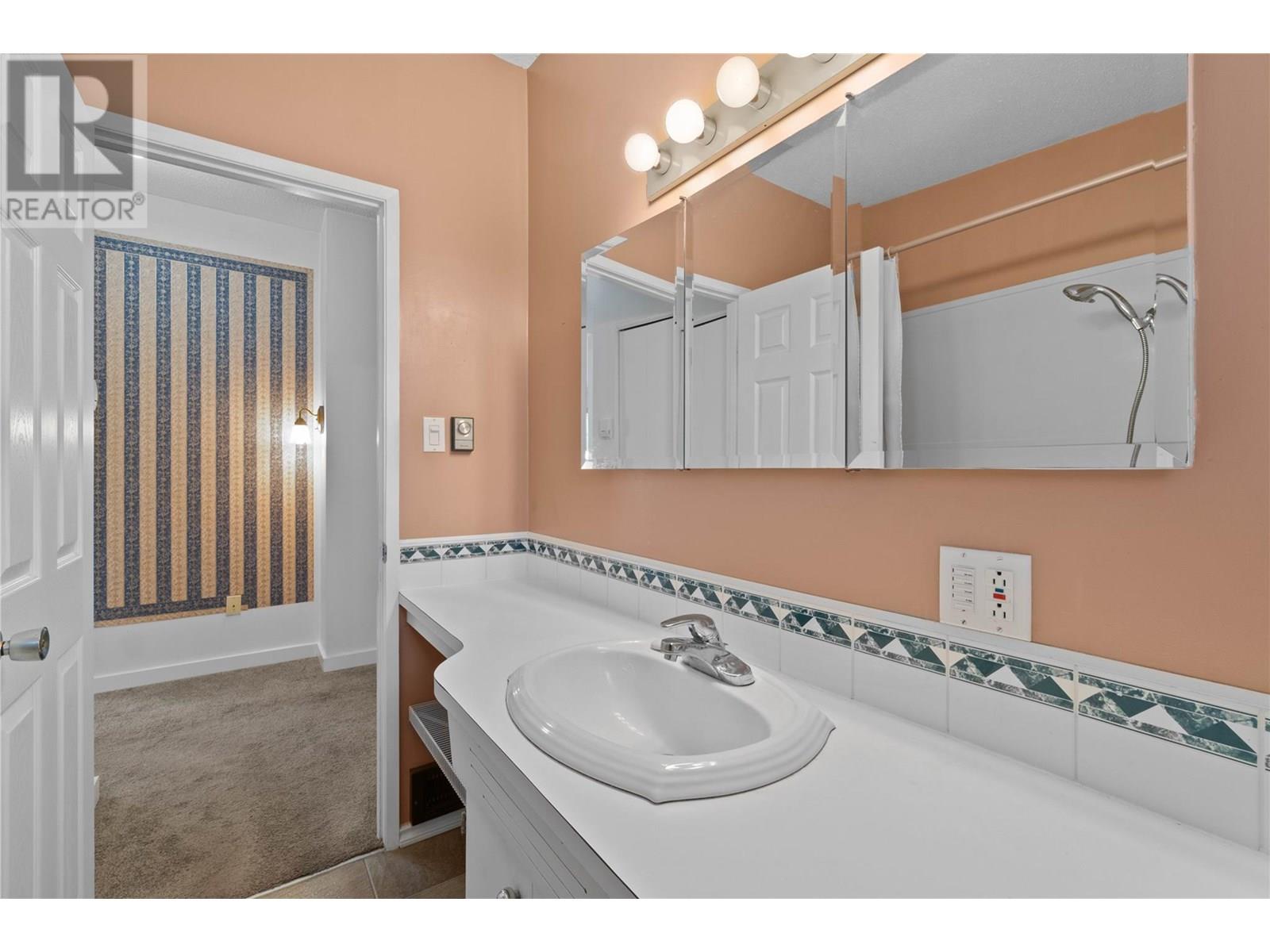 1431 15 Street Se, Salmon Arm, British Columbia  V1E 2G8 - Photo 31 - 10353355