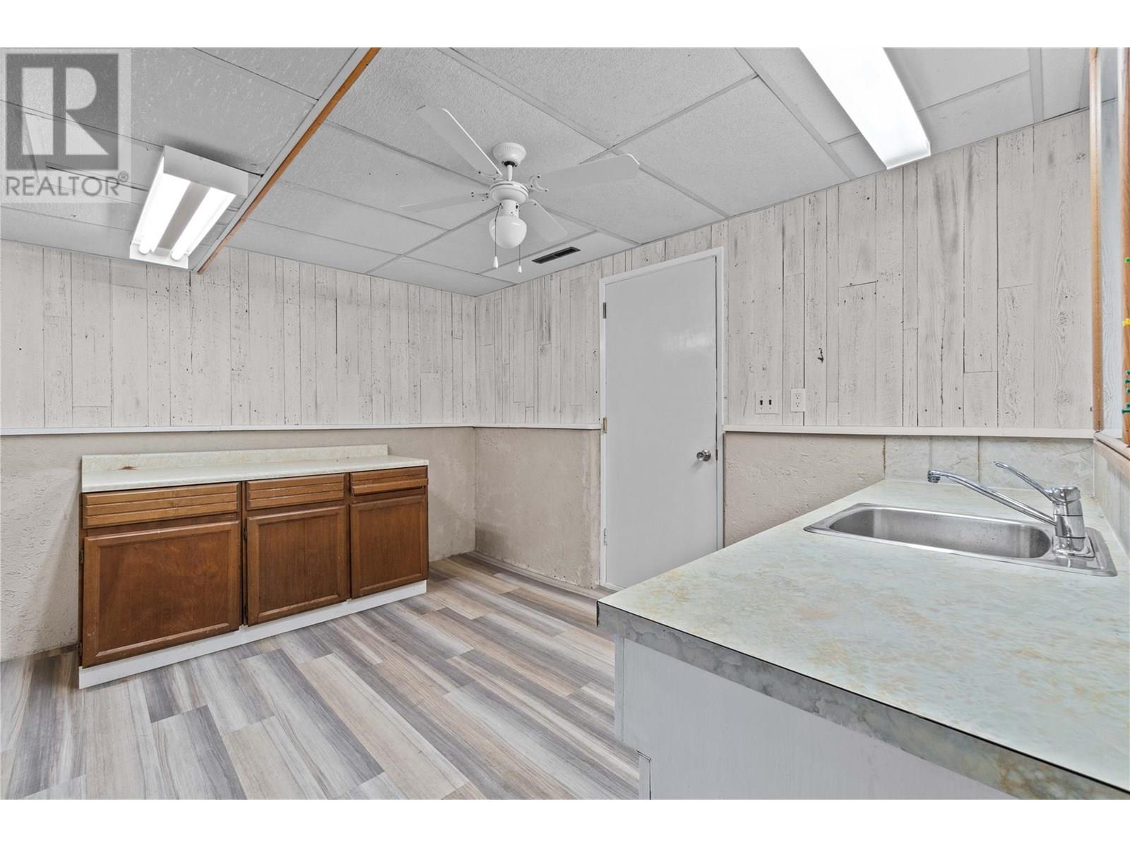 1431 15 Street Se, Salmon Arm, British Columbia  V1E 2G8 - Photo 43 - 10353355