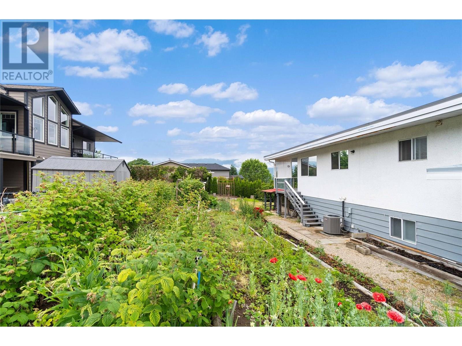 1431 15 Street Se, Salmon Arm, British Columbia  V1E 2G8 - Photo 63 - 10353355