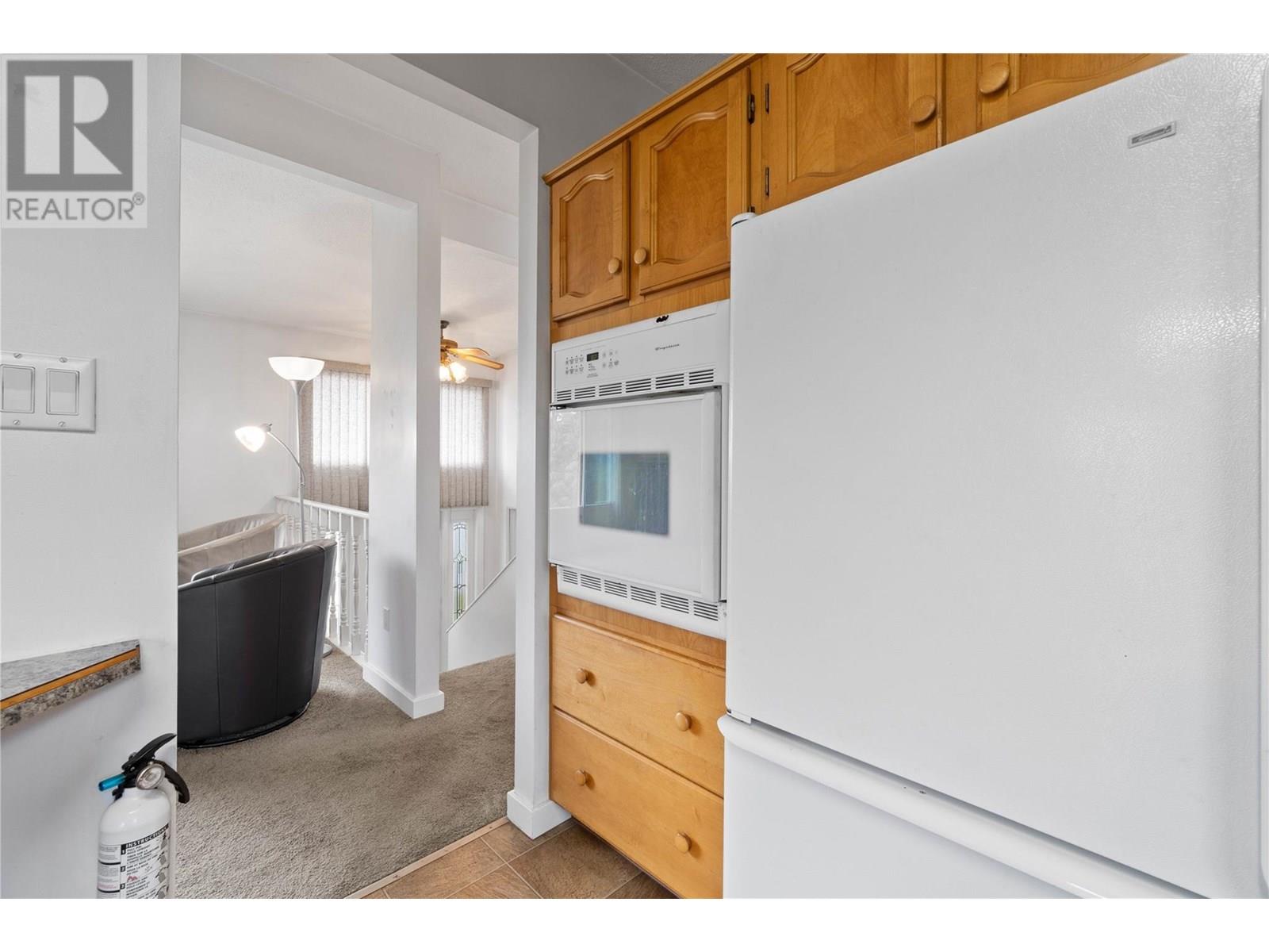 1431 15 Street Se, Salmon Arm, British Columbia  V1E 2G8 - Photo 8 - 10353355