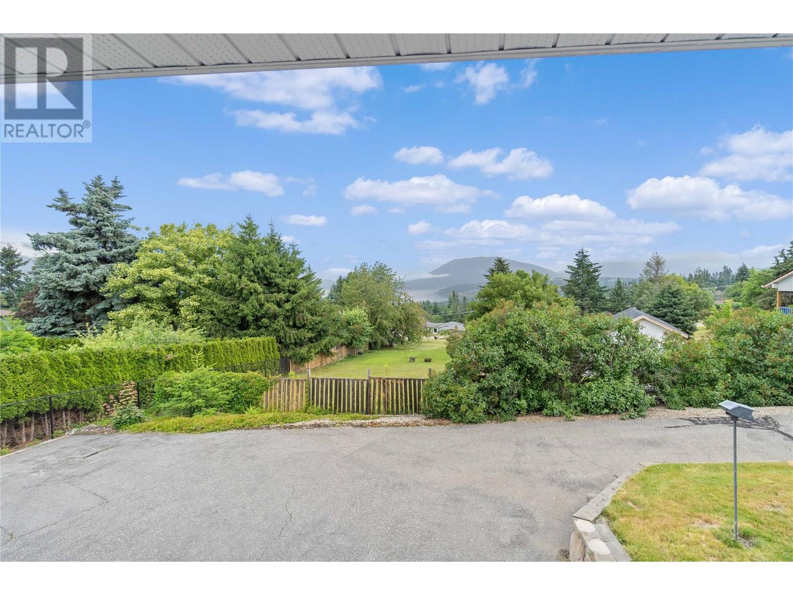 1431 15 Street Se, Salmon Arm, British Columbia  V1E 2G8 - Photo 80 - 10353355