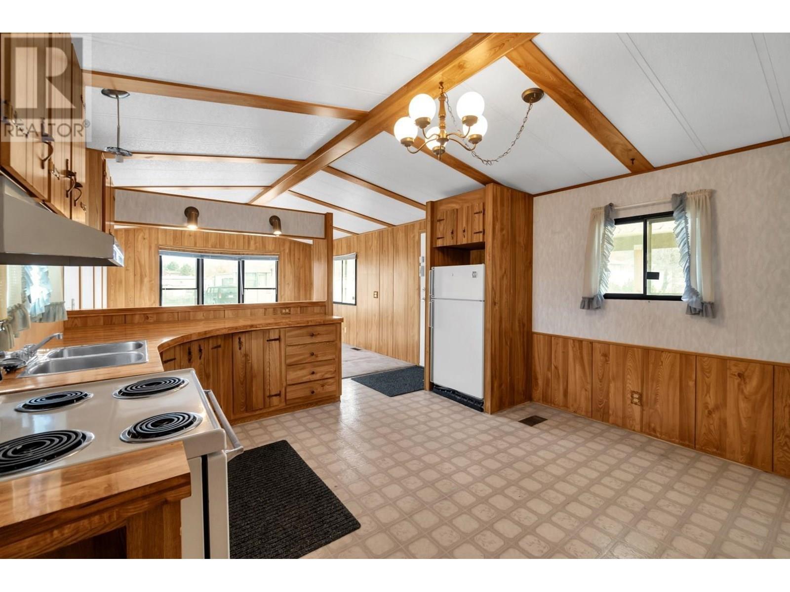 2776 Clapperton Avenue Unit# 105, Merritt, British Columbia  V0K 1B0 - Photo 3 - 10353970