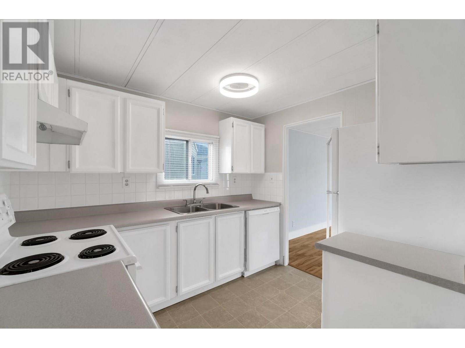 2776 Clapperton Avenue Unit# 3, Merritt, British Columbia  V0K 1B0 - Photo 4 - 10353776