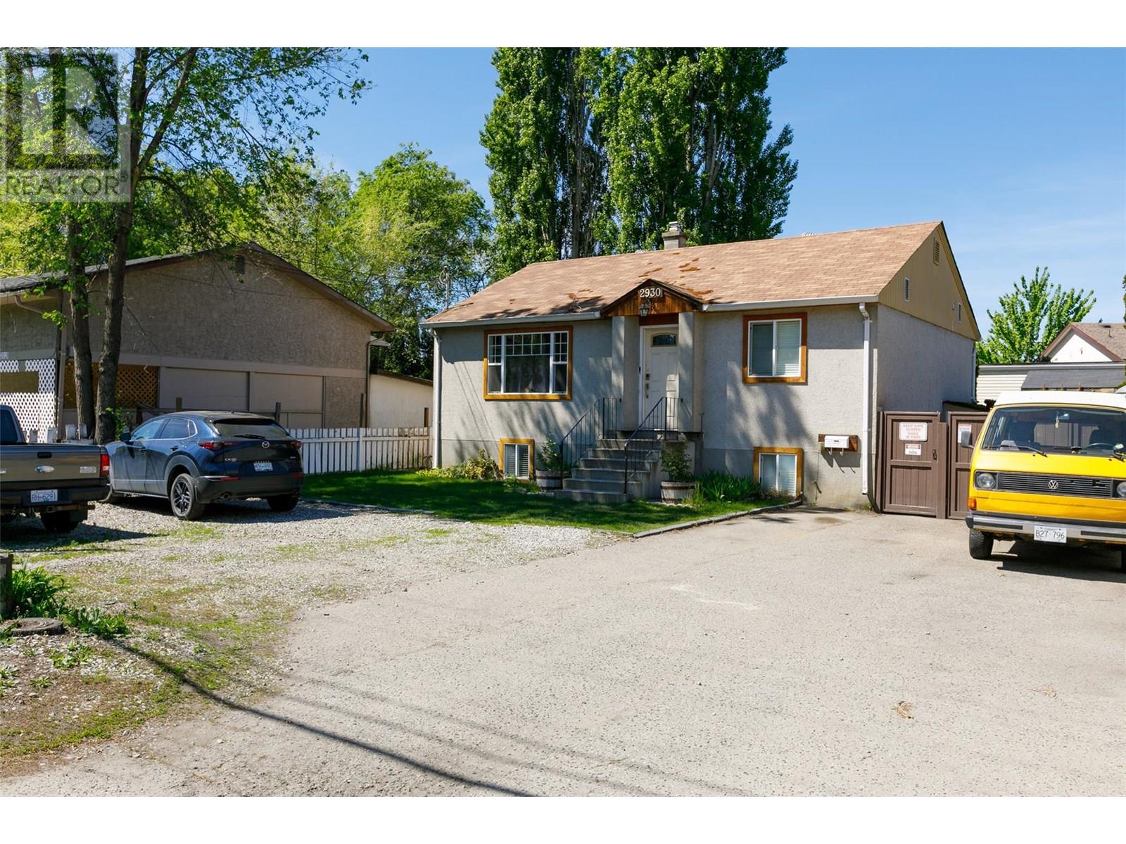 2930 Gordon Drive, Kelowna, British Columbia  V1W 3R3 - Photo 8 - 10343292