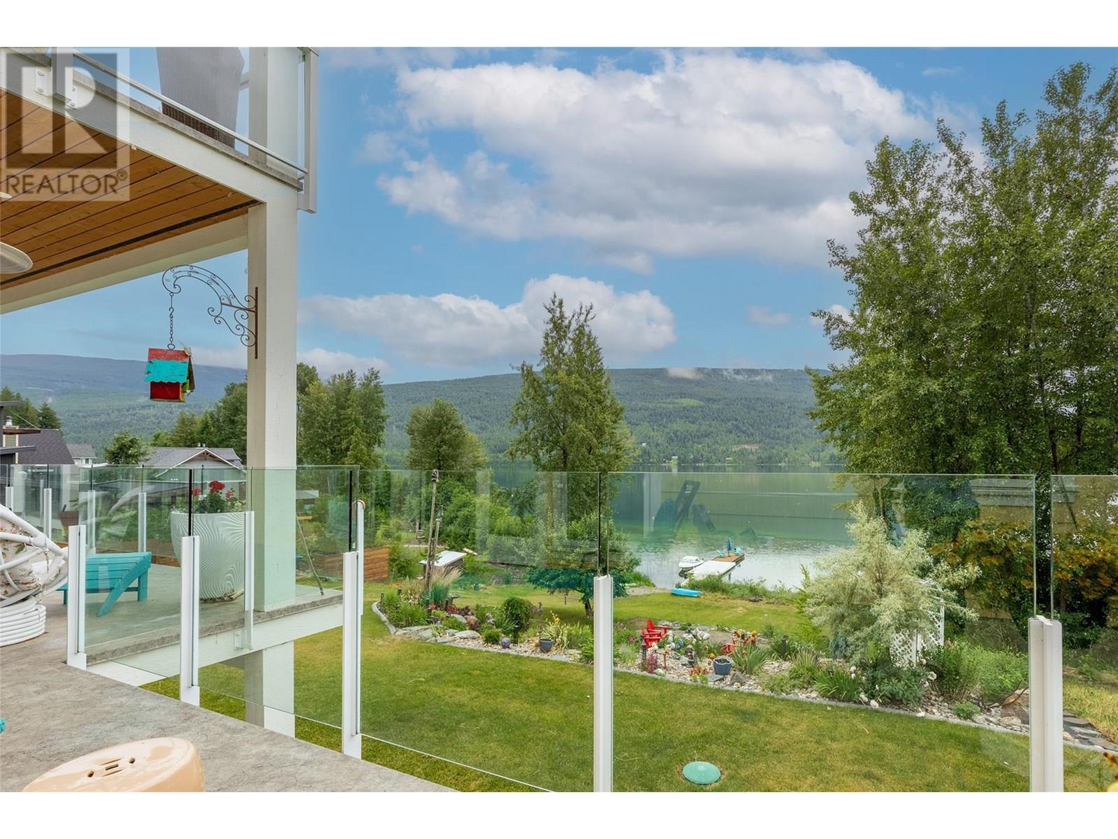 3828 Parri Road, Sorrento, British Columbia  V0E 2W1 - Photo 31 - 10354124