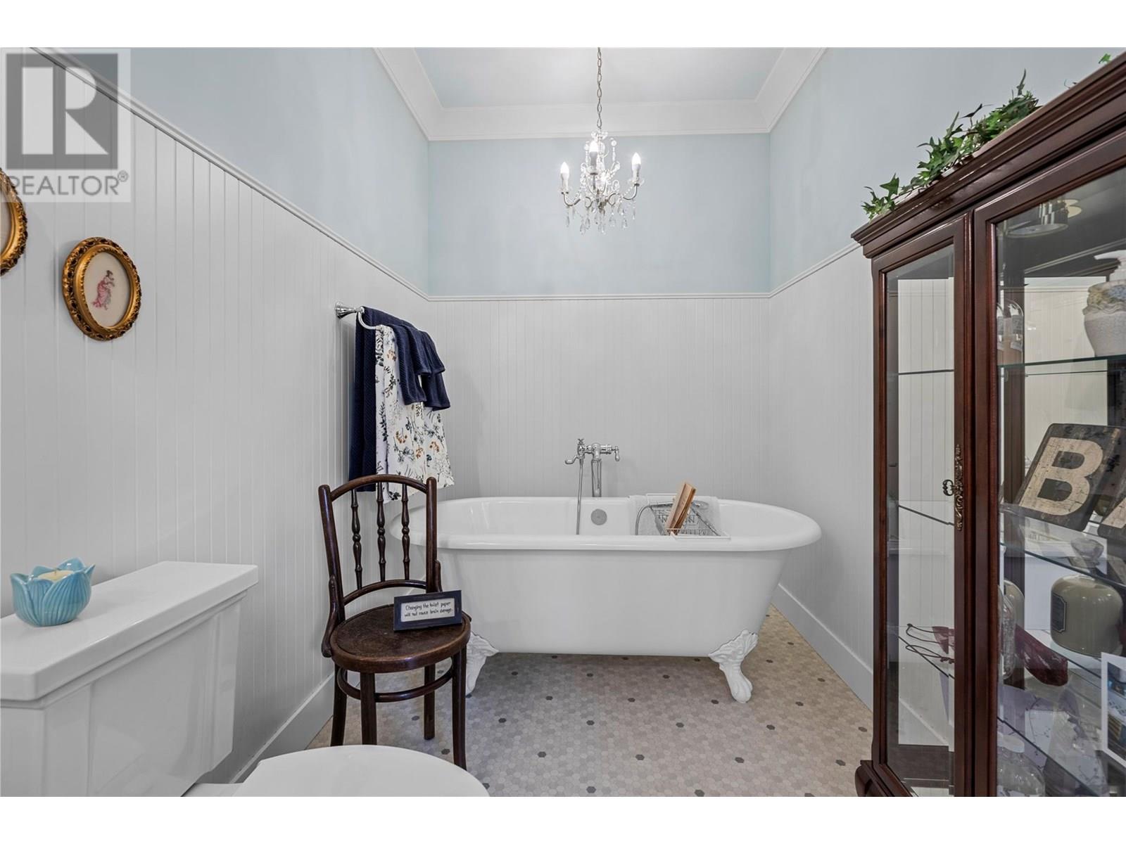 3828 Parri Road, Sorrento, British Columbia  V0E 2W1 - Photo 40 - 10354124