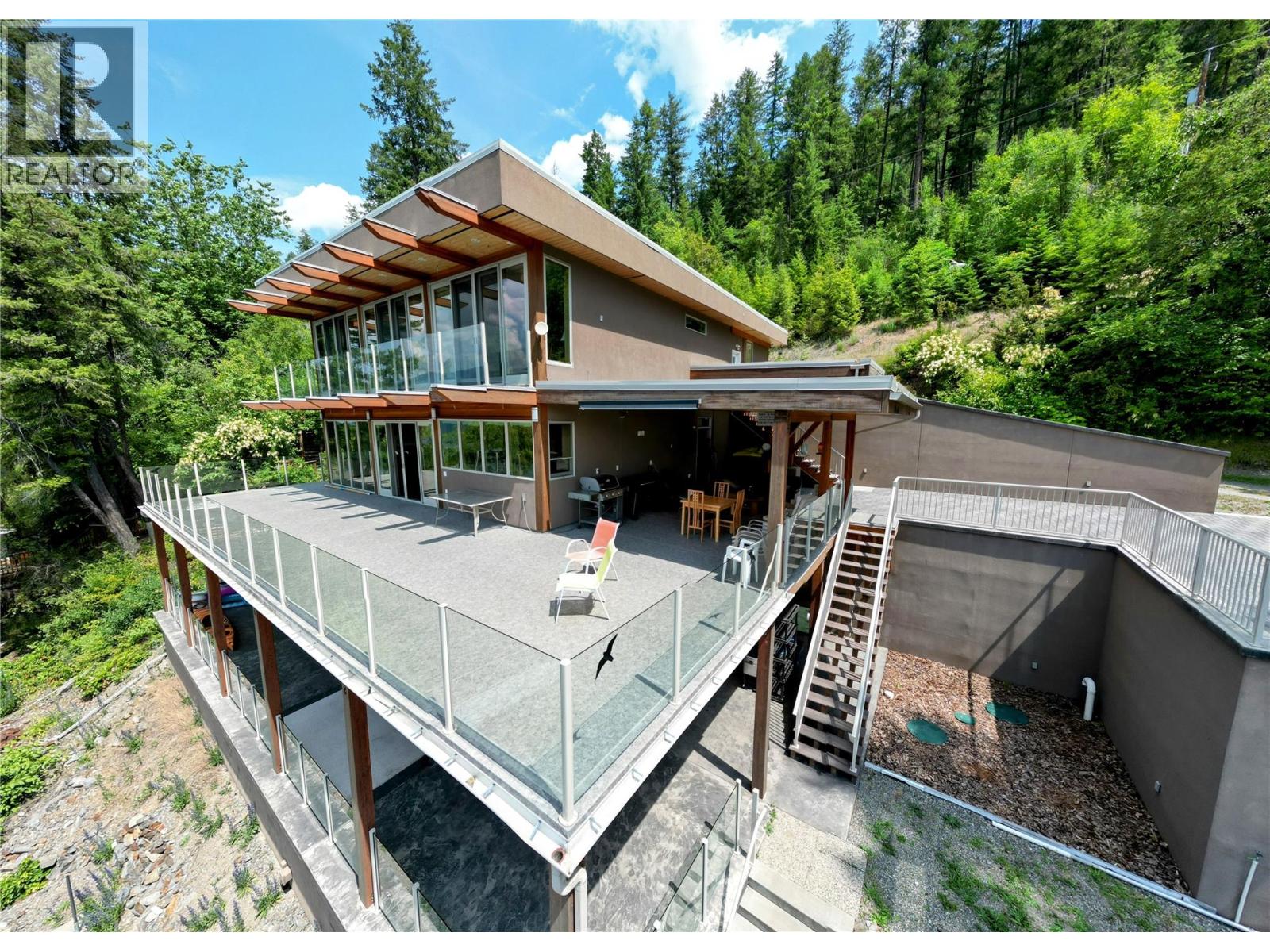 2411 Sunset Drive, Christina Lake, British Columbia  V0H 1E2 - Photo 1 - 10353981