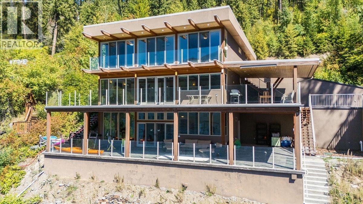 2411 Sunset Drive, Christina Lake, British Columbia  V0H 1E2 - Photo 2 - 10353981