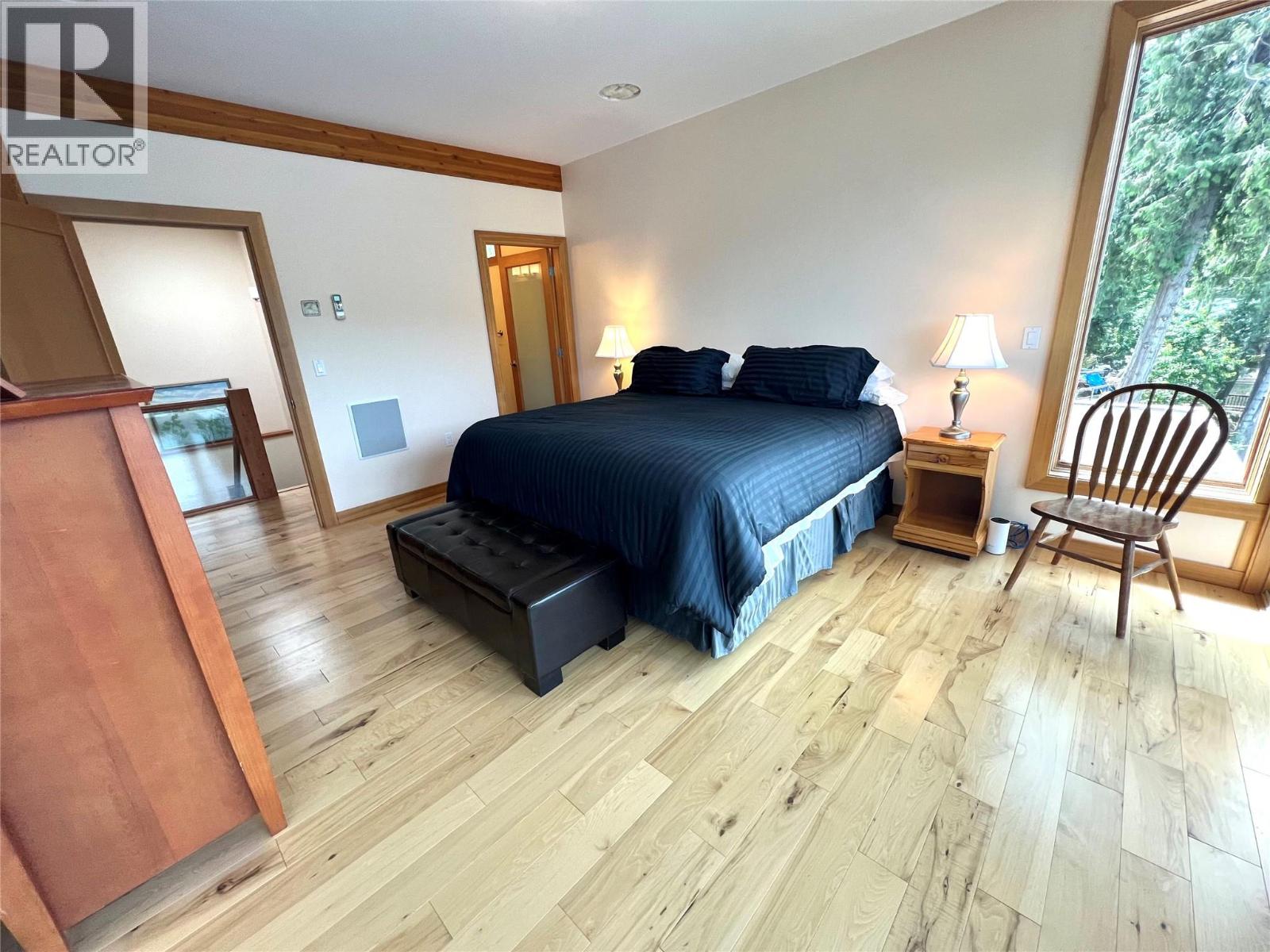 2411 Sunset Drive, Christina Lake, British Columbia  V0H 1E2 - Photo 22 - 10353981