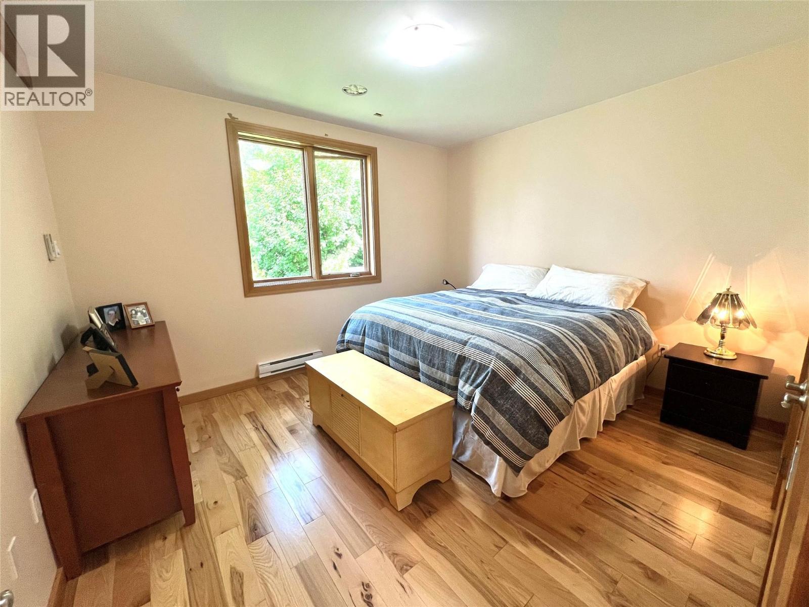 2411 Sunset Drive, Christina Lake, British Columbia  V0H 1E2 - Photo 29 - 10353981