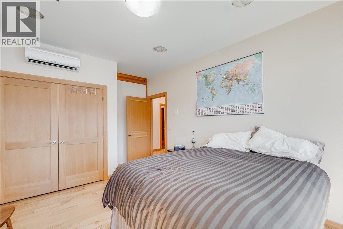 2411 Sunset Drive, Christina Lake, British Columbia  V0H 1E2 - Photo 31 - 10353981