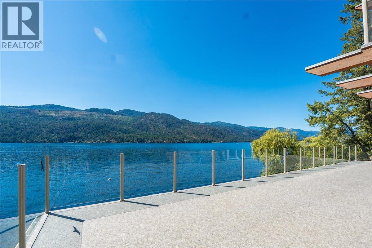 2411 Sunset Drive, Christina Lake, British Columbia  V0H 1E2 - Photo 8 - 10353981