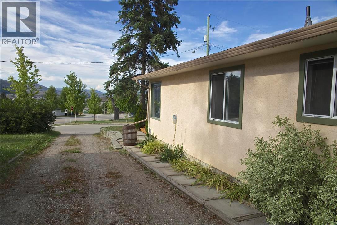 3408 16th Avenue, Vernon, British Columbia  V1T 1A8 - Photo 10 - 10354291