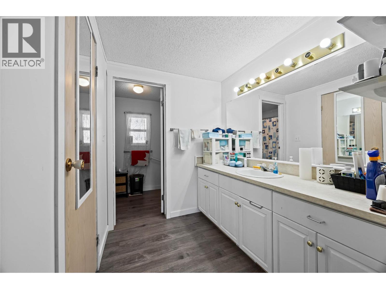 1664 Woodburn Drive, Cache Creek, British Columbia  V0K 1H0 - Photo 16 - 10354319