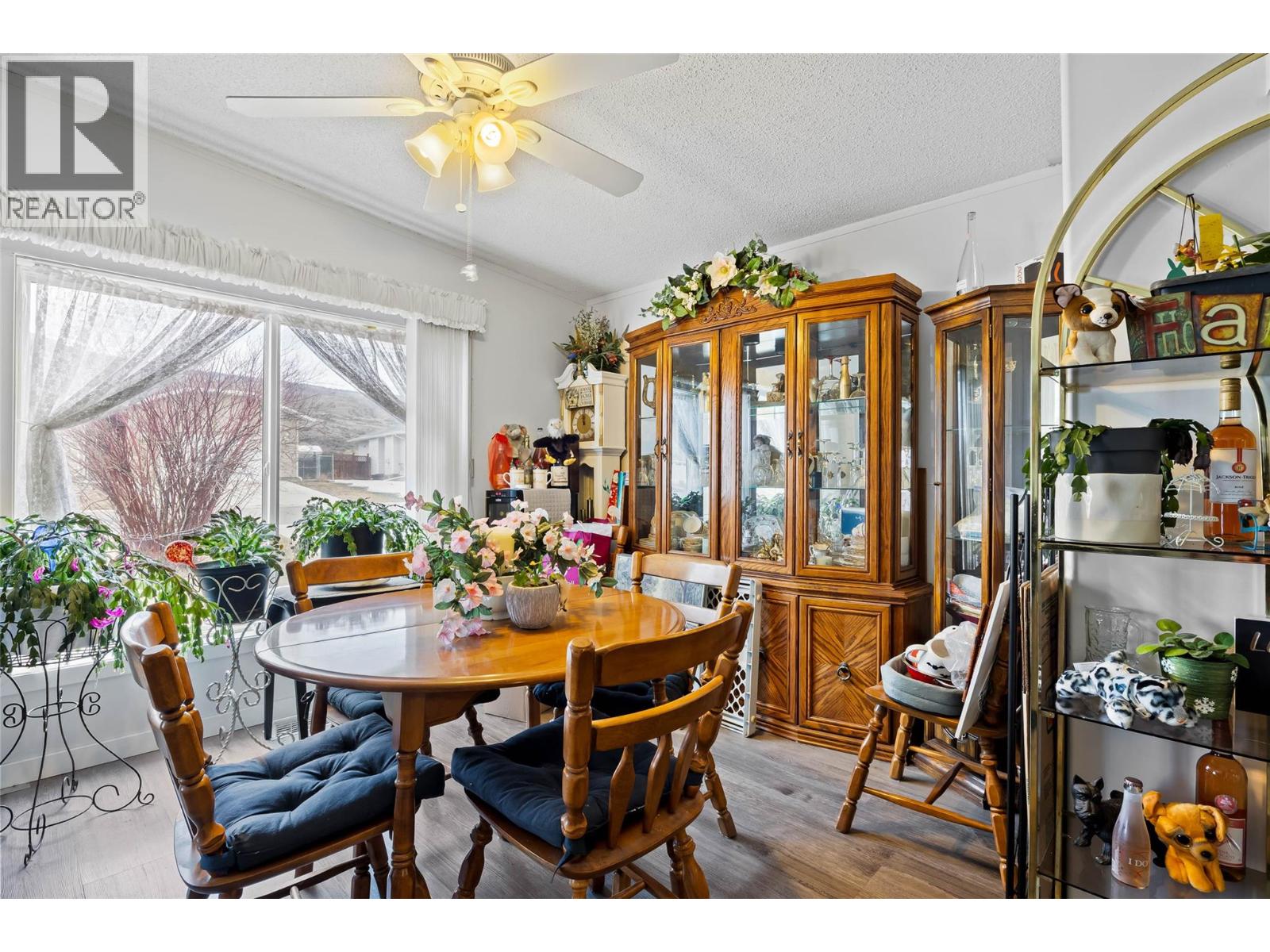 1664 Woodburn Drive, Cache Creek, British Columbia  V0K 1H0 - Photo 8 - 10354319