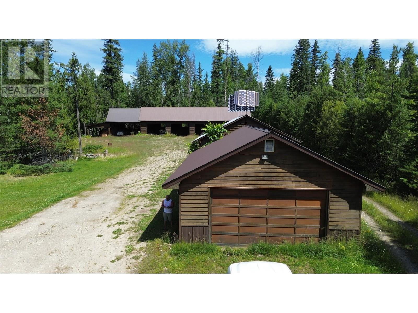 1361 Horning Road, Seymour Arm, British Columbia  V0E 1M0 - Photo 31 - 10354178