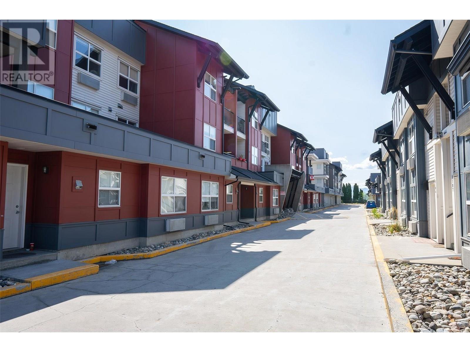 1481 Glenmore Road N Unit# 301, Kelowna, British Columbia  V1V 2C5 - Photo 1 - 10354358