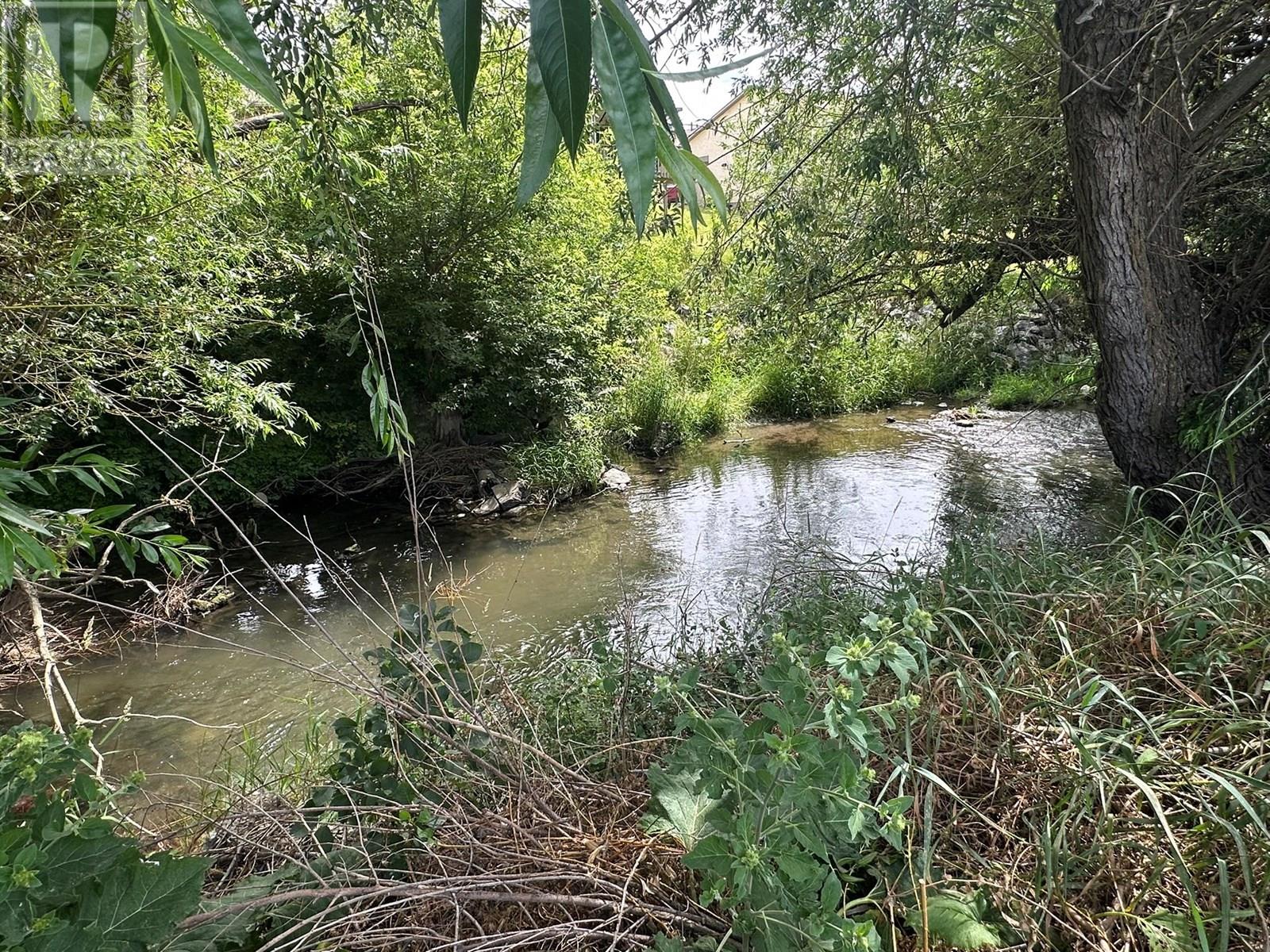 3710-3712 24 Avenue, Vernon, British Columbia  V1T 1L9 - Photo 13 - 10350879