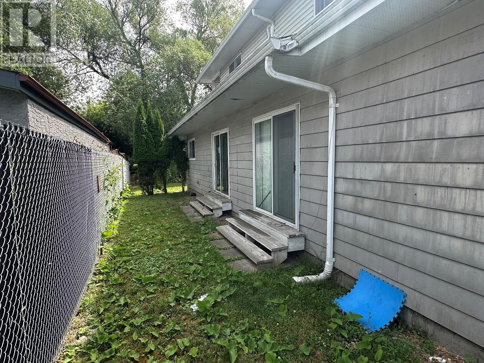 3710-3712 24 Avenue, Vernon, British Columbia  V1T 1L9 - Photo 19 - 10350879