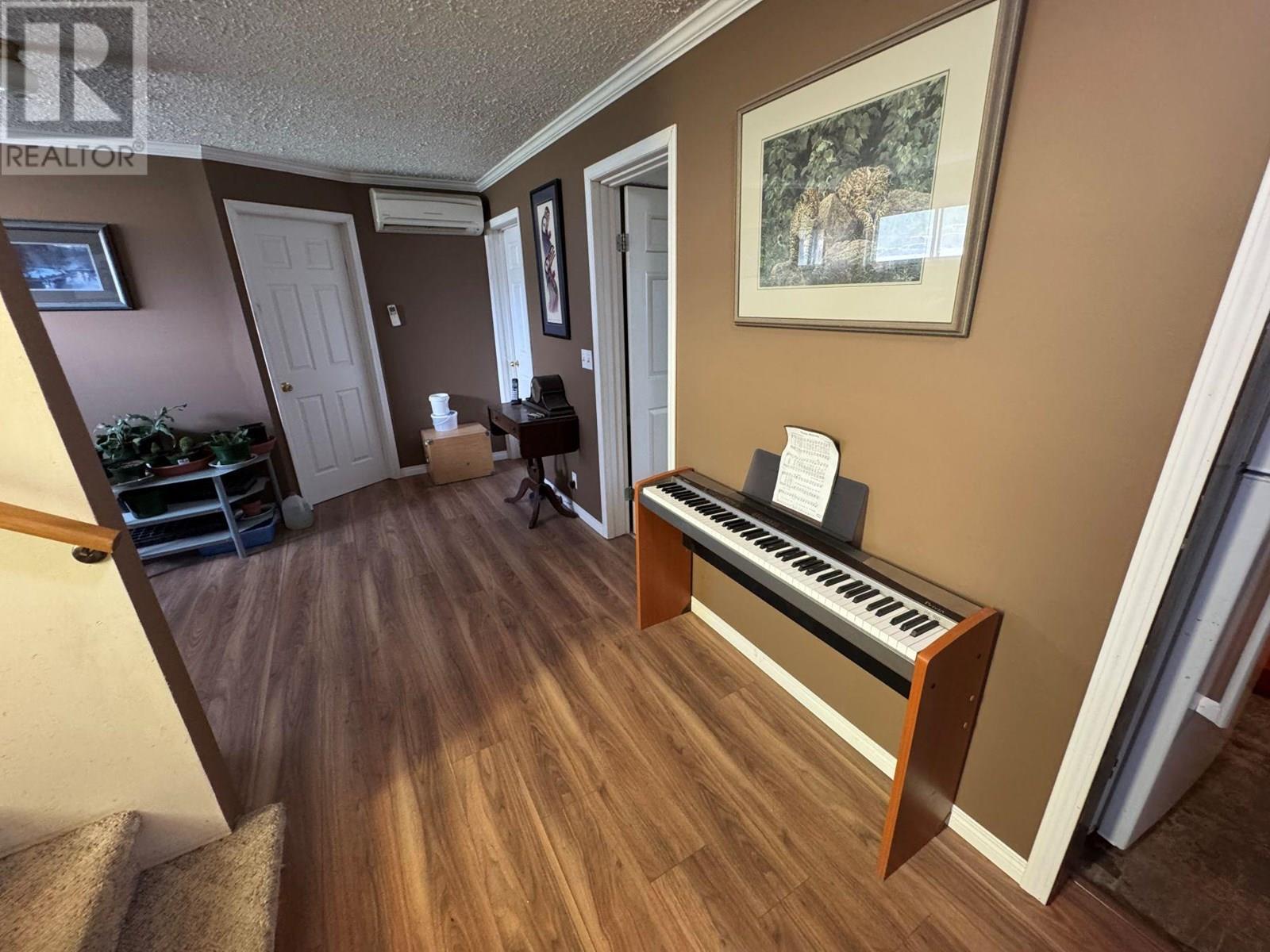 509 7th Avenue, Midway, British Columbia  V0H 1M0 - Photo 11 - 10354517