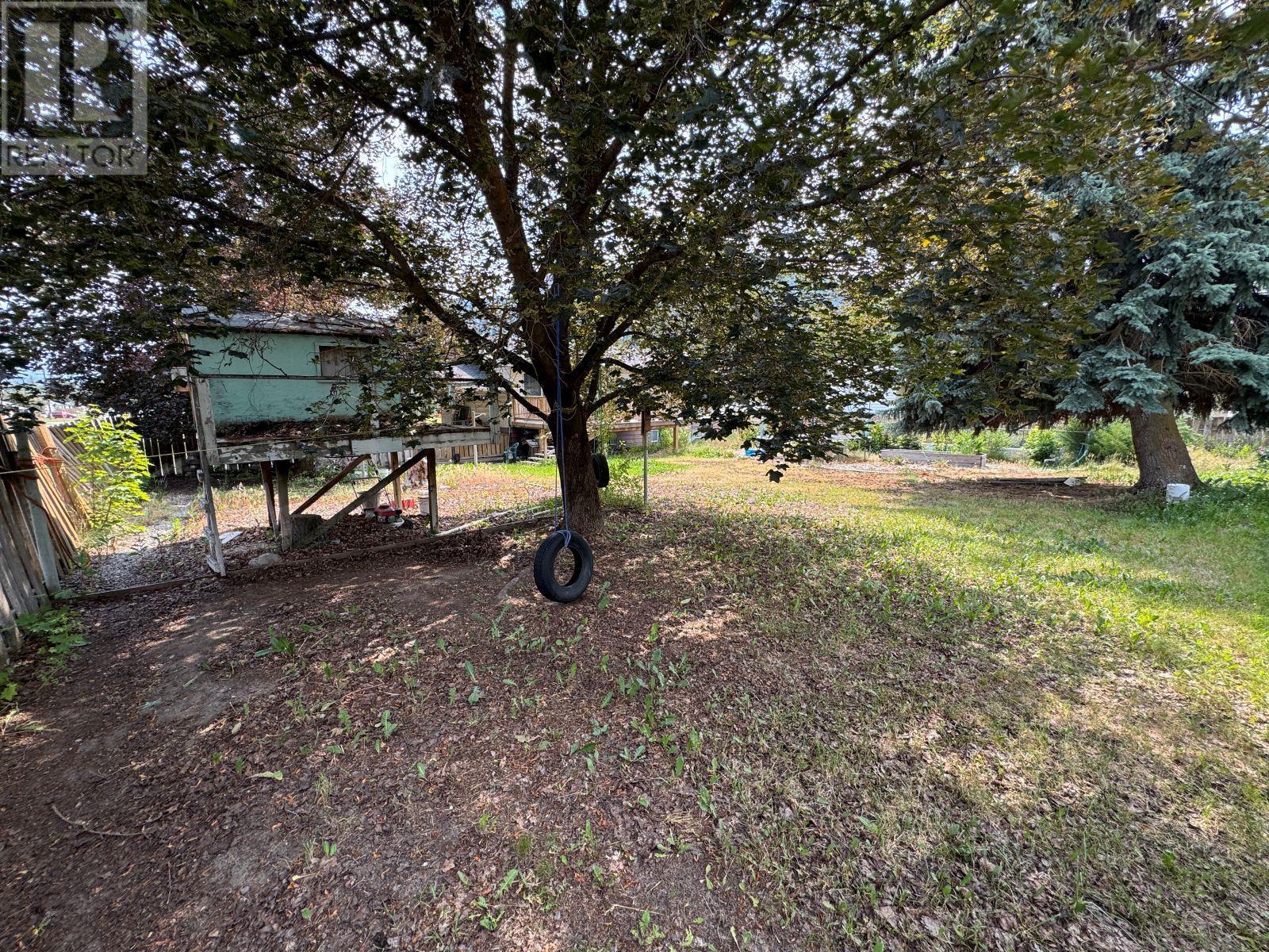 509 7th Avenue, Midway, British Columbia  V0H 1M0 - Photo 24 - 10354517