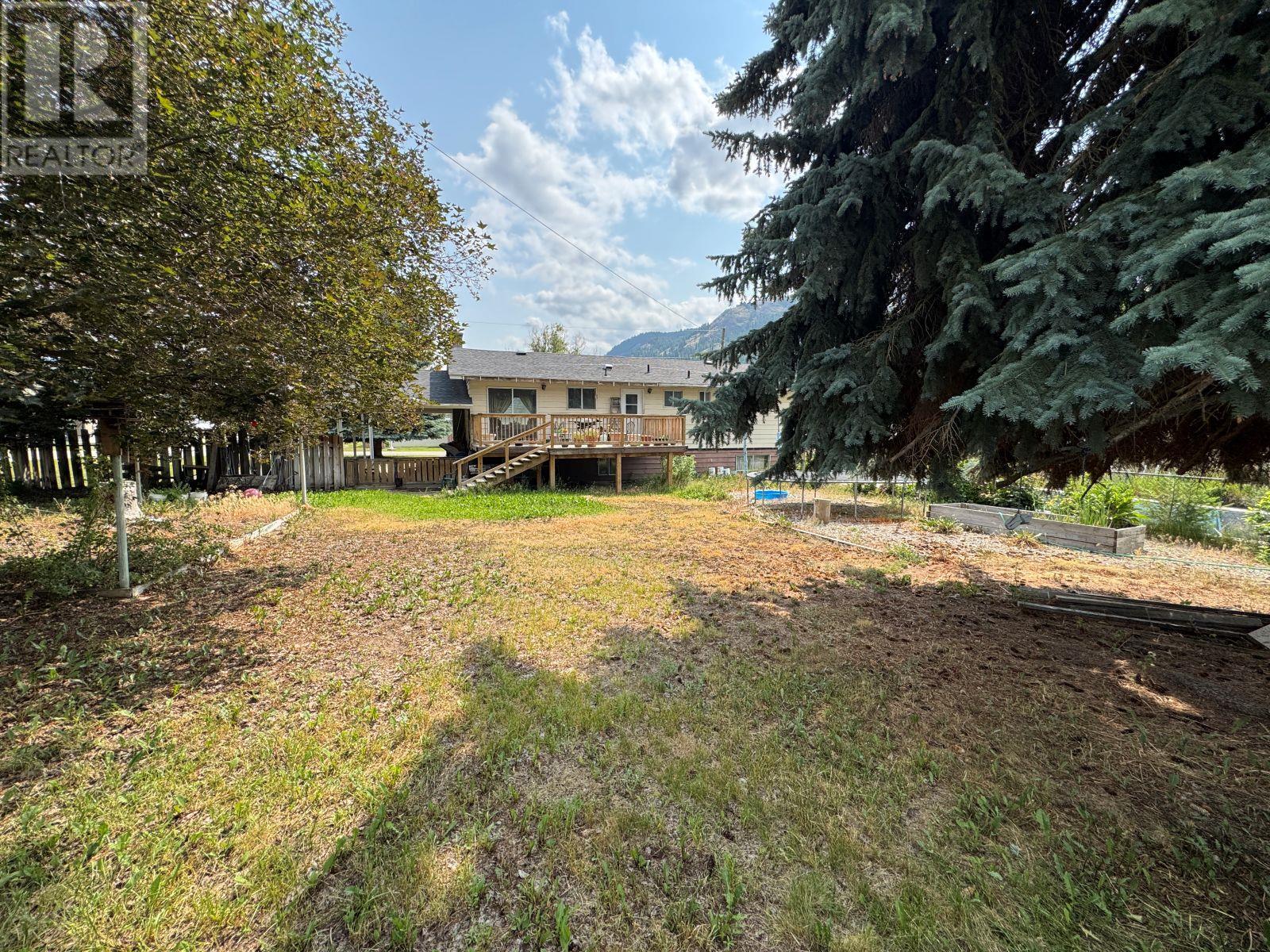 509 7th Avenue, Midway, British Columbia  V0H 1M0 - Photo 26 - 10354517