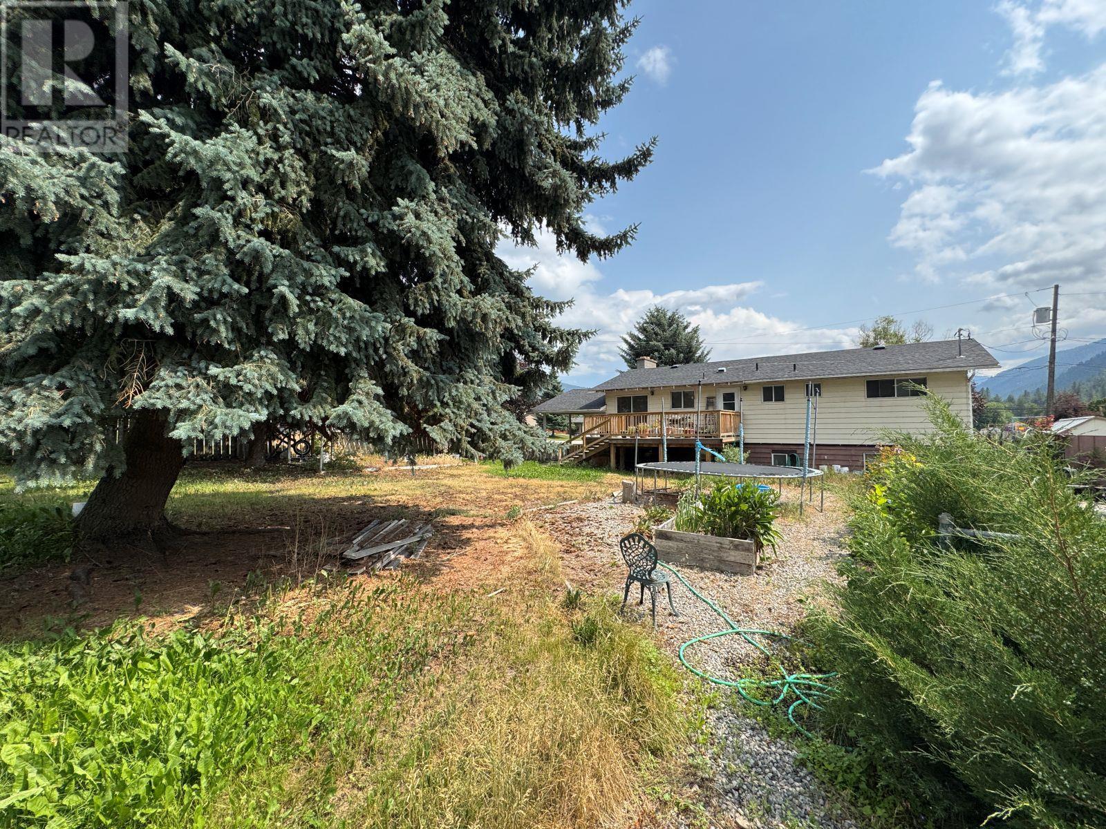 509 7th Avenue, Midway, British Columbia  V0H 1M0 - Photo 27 - 10354517