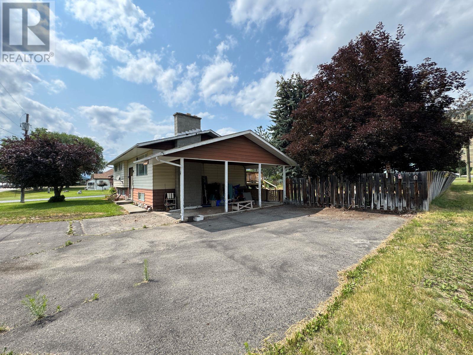 509 7th Avenue, Midway, British Columbia  V0H 1M0 - Photo 29 - 10354517