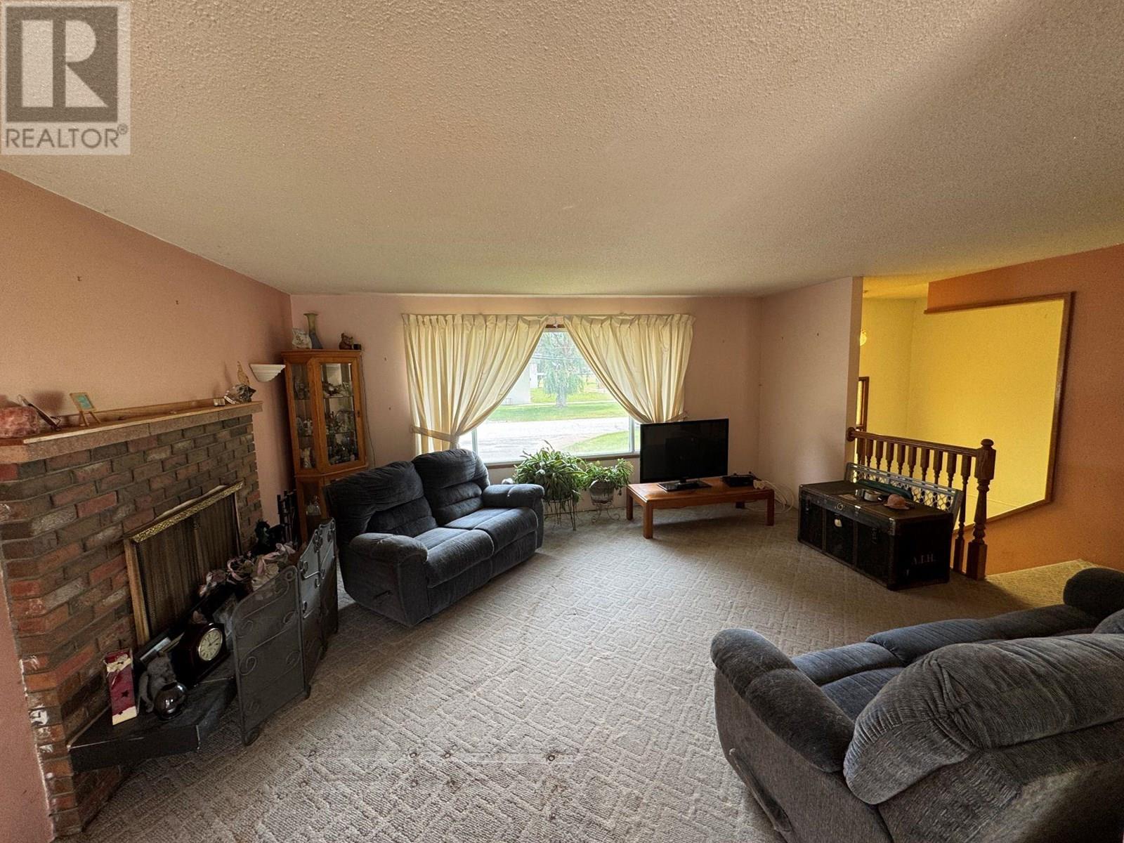 509 7th Avenue, Midway, British Columbia  V0H 1M0 - Photo 4 - 10354517