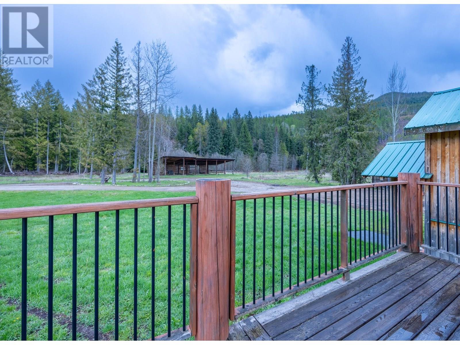 1097 Lakeview Arrow Creek Road, Creston, British Columbia  V0B 1G1 - Photo 4 - 10354405