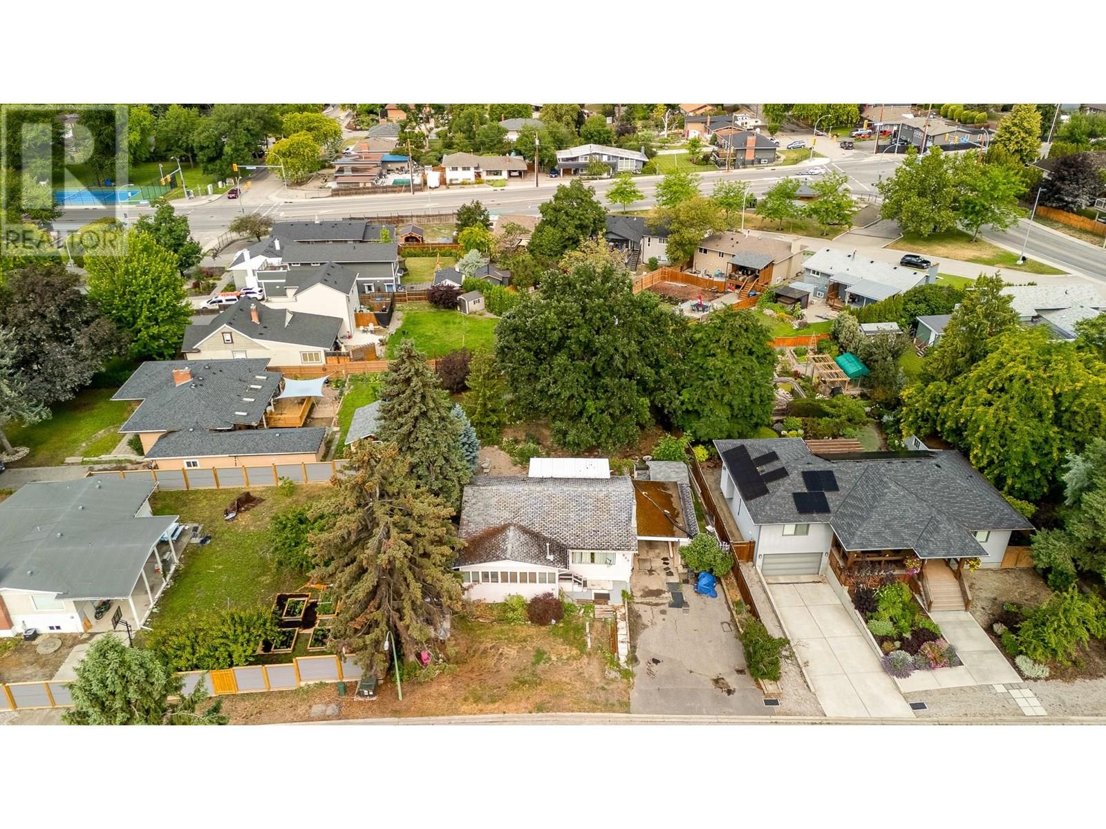 988 Glengarry Street, Kelowna, British Columbia  V1Y 4C8 - Photo 18 - 10354577