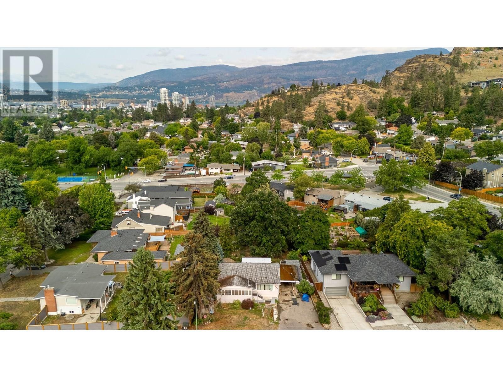 988 Glengarry Street, Kelowna, British Columbia  V1Y 4C8 - Photo 19 - 10354577