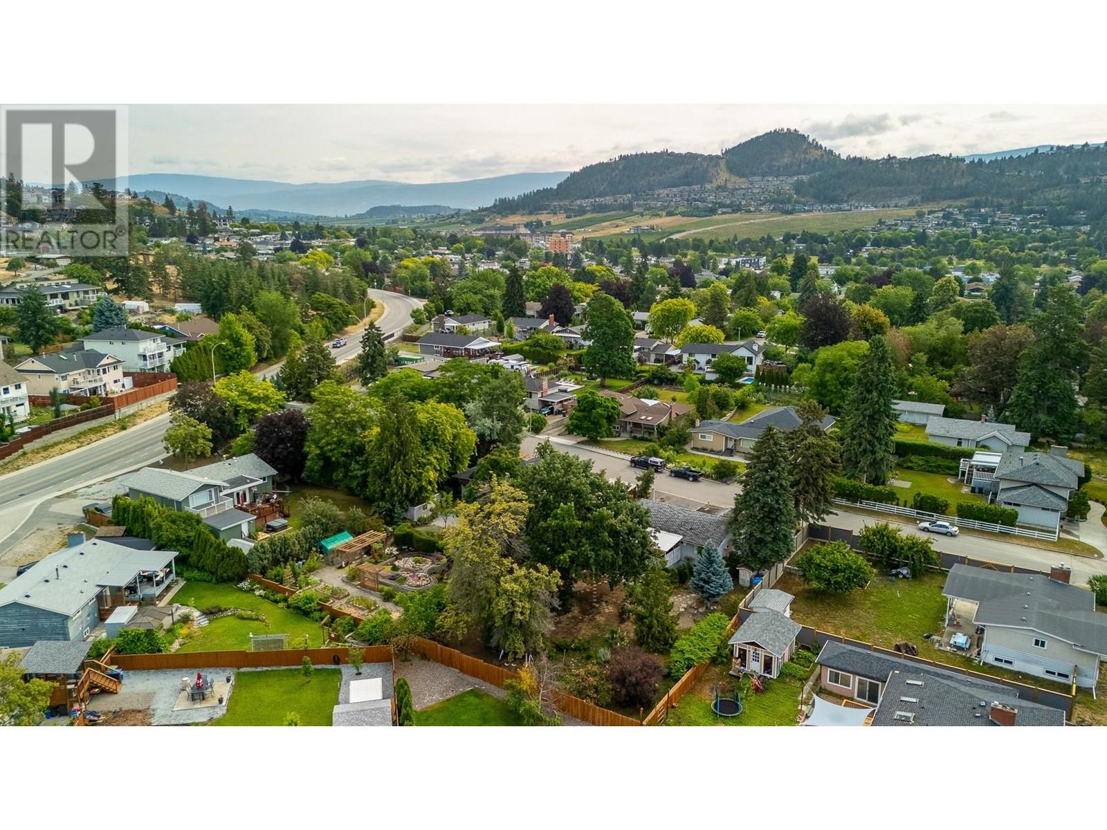 988 Glengarry Street, Kelowna, British Columbia  V1Y 4C8 - Photo 24 - 10354577